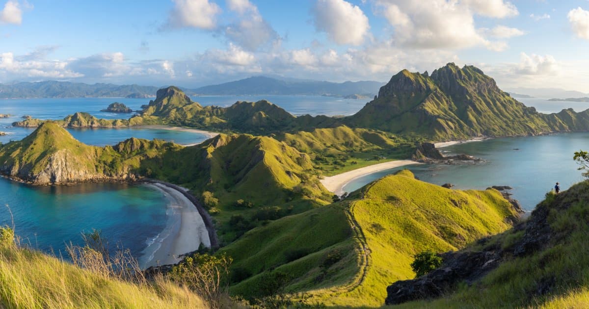 I Hiked the MacLehose Trail in Hong Kong and It Blew My Mind